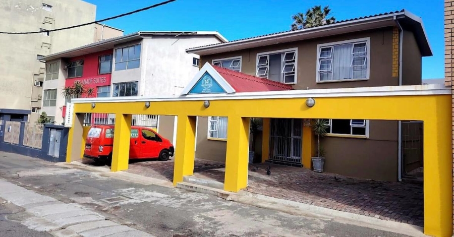 7 Bedroom Property for Sale in Quigney Eastern Cape